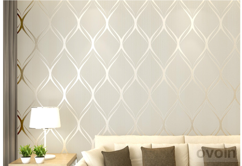 Luxurious Modern Geometric Wallpaper Roll In White Beige Grey Ideal For Bedroom And Living Room Decor - 40