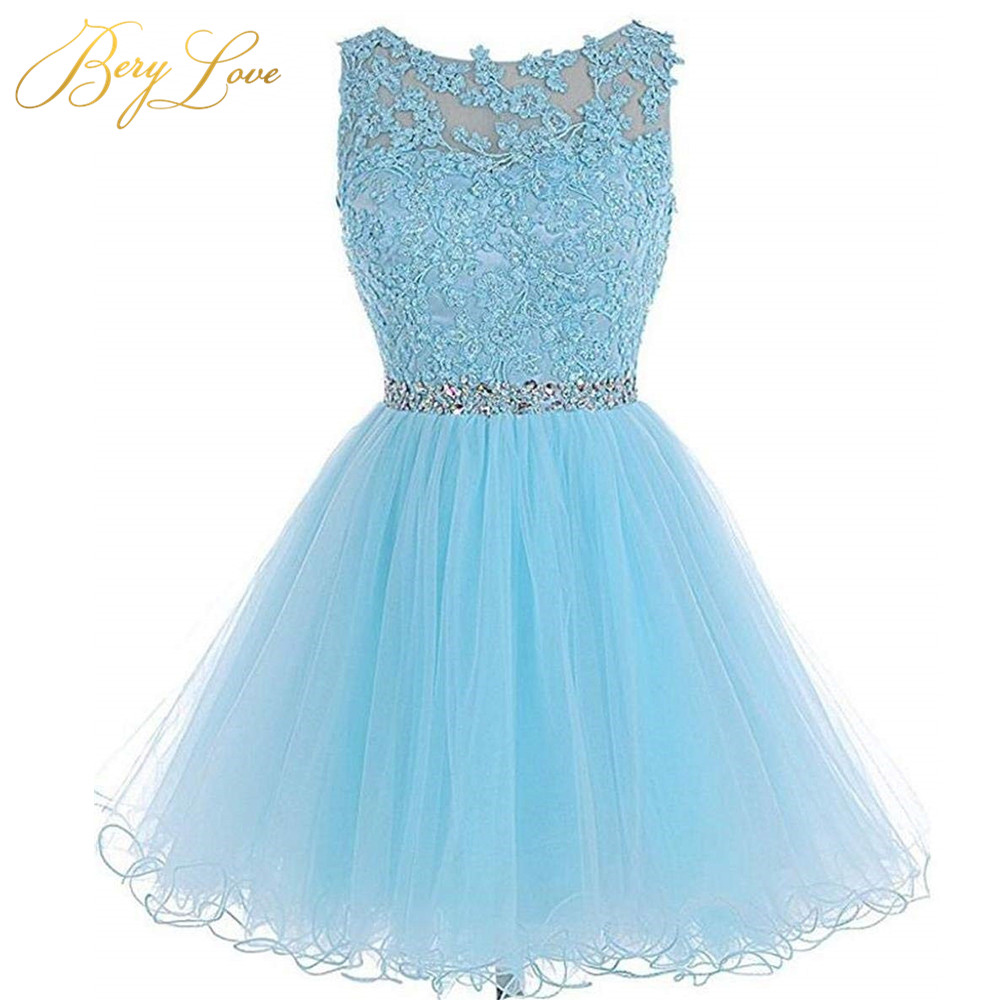 Elegant Short Purple Plus Size Homecoming Dress Beaded Lace Mini Gown With Keyhole Detail For Prom Graduation - 1