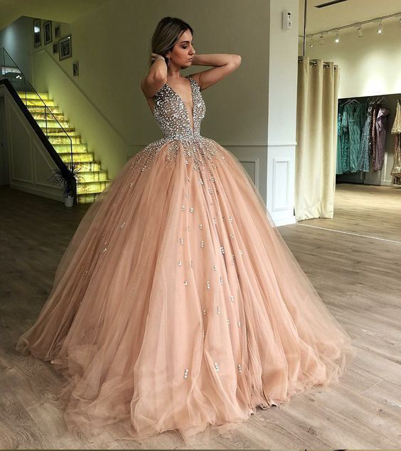 Elegant Gold Quinceanera Dress Rhinestone Embellished Puffy Tulle Ball Gown Vneck Promprincess Style For Sweet 15 - 2