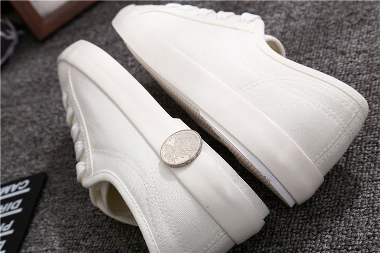 Womens Casual Summer Fashion Sneakers Classic White Canvas Laceup Flat Trainers Vulcanized - 9