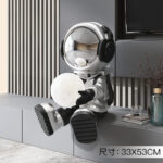 Modern Astronaut Lamp Sculpture Creative Resin Decor For Living Room Gift - 4